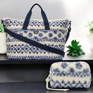 PINK VS Cozy Plush Weekender Bag Set — Winter White Fairisle Must-Have